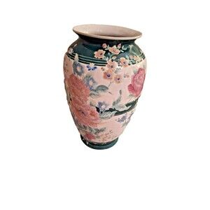 12.5”‎ Tall Chinese Porcelain Vase Hand Painted Floral Pink Chinoiserie